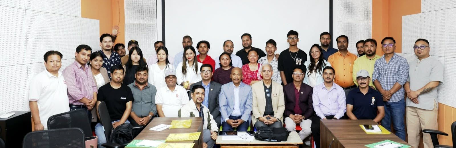 रोजगारी र आय बृद्धि गर्ने उद्देश्यले फाेटाेग्राफि तालिम